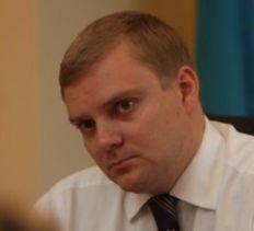 Уволили одного из старых замов главы КГГА Александра Пузанова