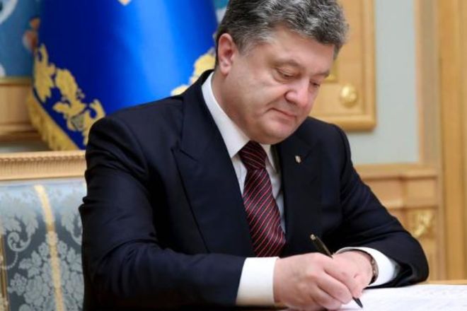 Петр Порошенко подписал закон о прозрачности СМИ