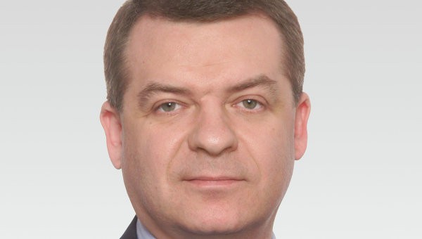 «Бриллиантовый прокурор» Александр Корниец хочет судиться за кресло