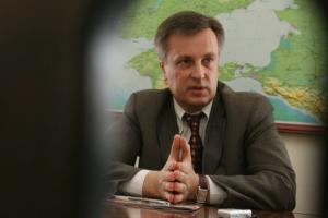 Скандальчик: Валентин Наливайченко станет участником боевых действий