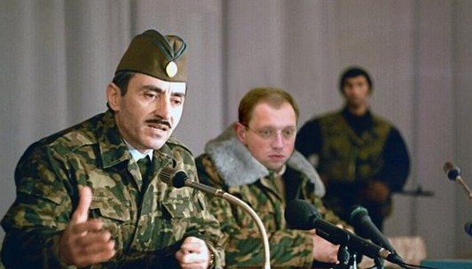 Адвокат рассказал подробности о "чеченском прошлом" Арсения Яценюка