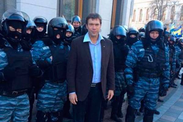 Олег Царев предложил Януковичу работу политрука в штрафроте боевиков "ДНР"