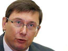 Юрий Луценко считает, что Рада не должна проводить заседаний до местных выборов