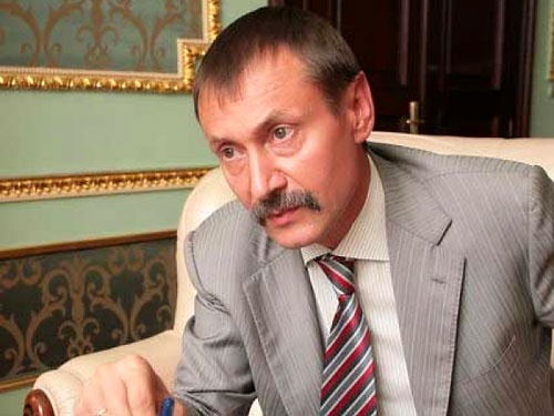 Губернатор Буковины Михаил Папиев потратил всю зарплату на ресторан с журналистами: тут нам будет комфортнее