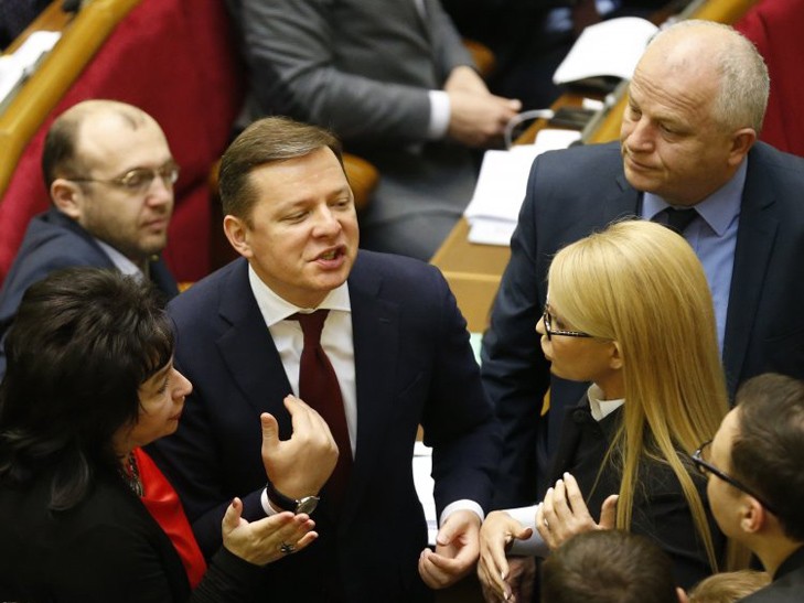 Тимошенко не прийшла на суд проти тарифів. Ляшко з фракцією – прийшов