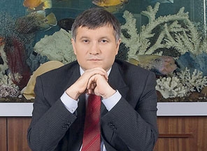 Аваков сомневается, что выборы президента состоятся 25 октября