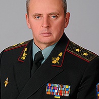 В атаку под Снежным украинских бойцов повел генерал Виктор Муженко