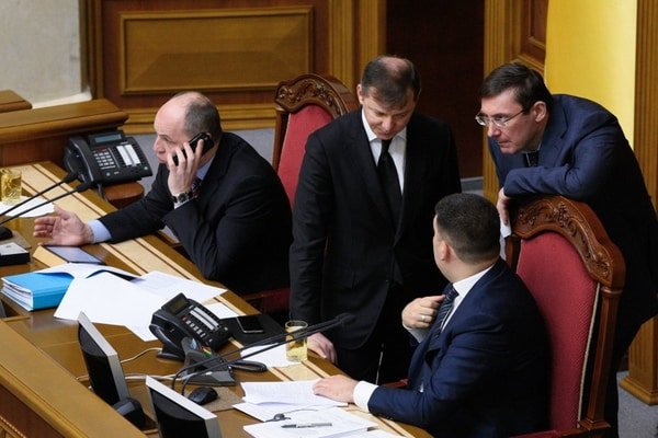 СМИ: Олег Ляшко выторговывает себе кресло спикера парламента