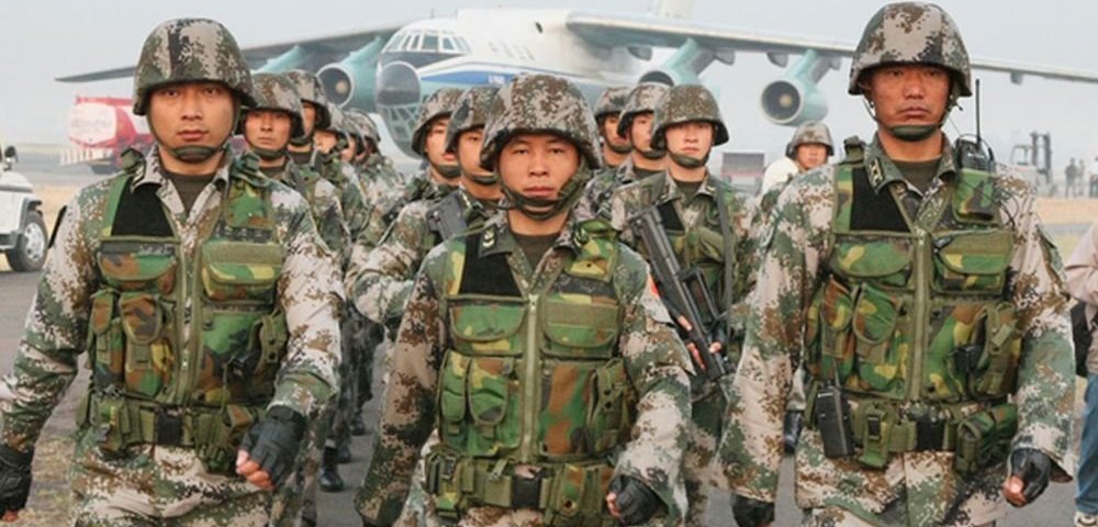Китай перебрасывает в Сирию технику и солдат