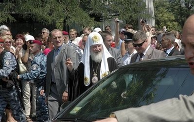 У Патриарха Кирилла утверждают, что Секретариат Ющенко таки отговаривал его от поездки в Ровно