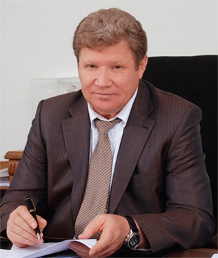 Николай Круглов не имеет своей машины, зато хранит в банке более 11 миллионов гривен