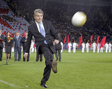 Ющенко ветировал то, что давало деньги на 'Евро-2012'